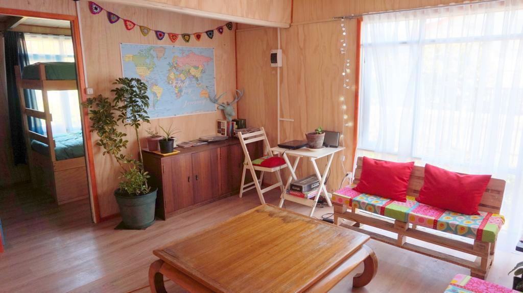 La Huerta Hostel Puerto Montt Bagian luar foto